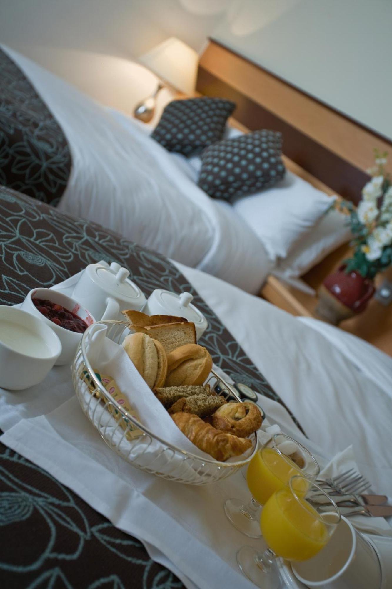 Ard Ri House Hotel Tuam